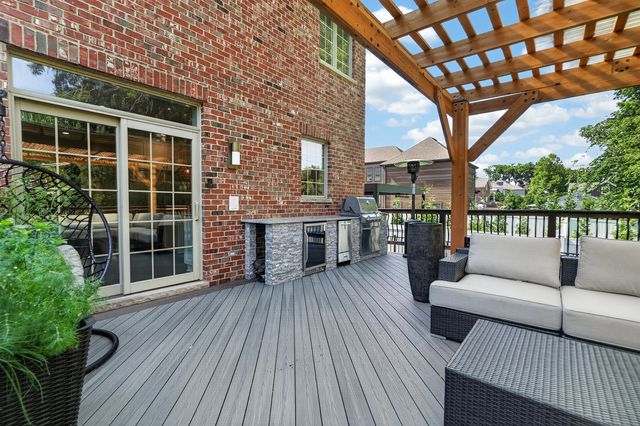 239 N Highland Avenue, Elmhurst, IL 60126