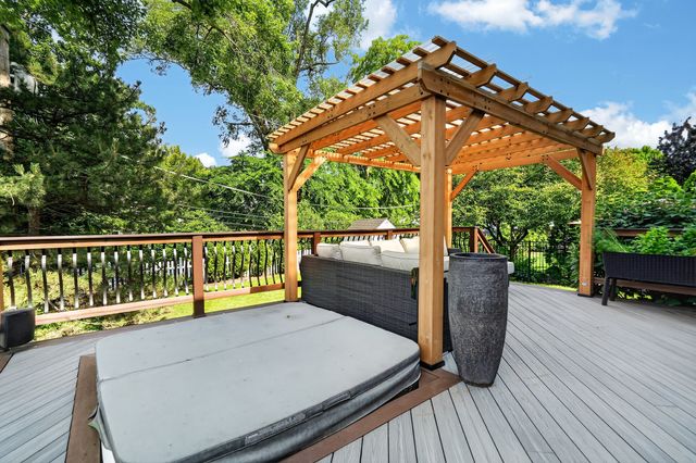 239 N Highland Avenue, Elmhurst, IL 60126