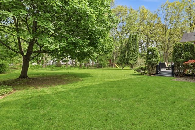 38 Bending Oak Drive, Perinton, NY 14534