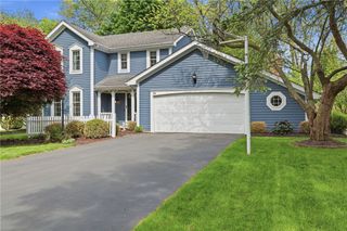 38 Bending Oak Drive, Perinton, NY 14534