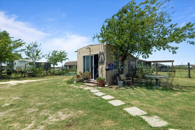 5909 Black Springs Lane, Joshua, TX 76058