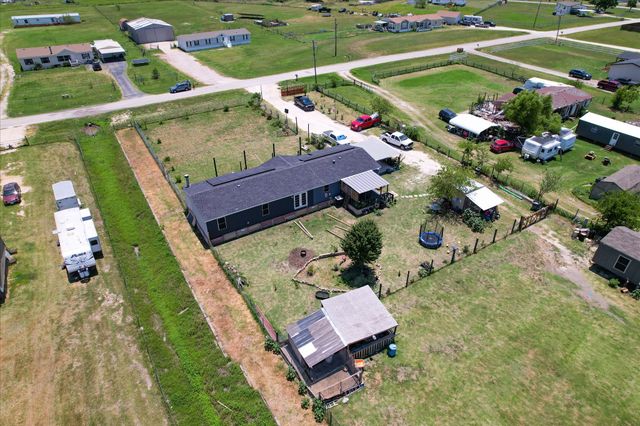 5909 Black Springs Lane, Joshua, TX 76058
