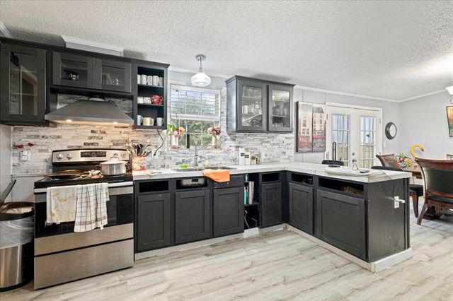 5909 Black Springs Lane, Joshua, TX 76058
