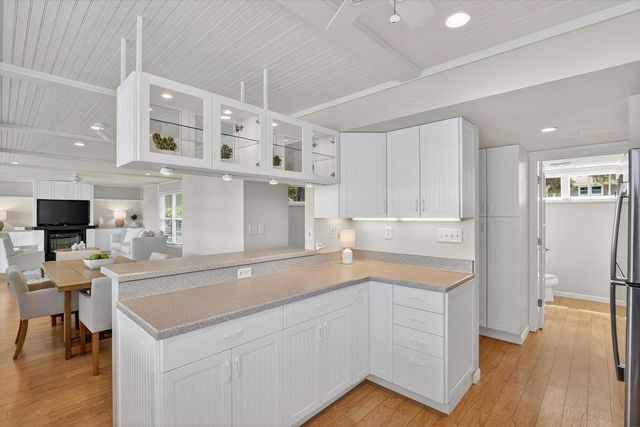11670 N Lakeview Drive, Edgerton, WI 53534