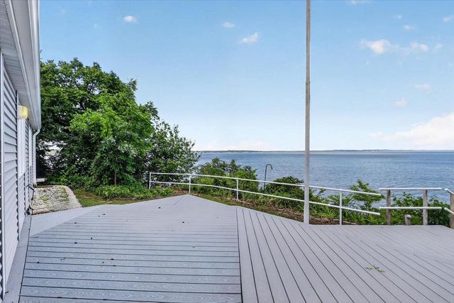 11670 N Lakeview Drive, Edgerton, WI 53534