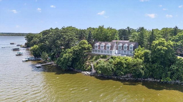 11670 N Lakeview Drive, Edgerton, WI 53534