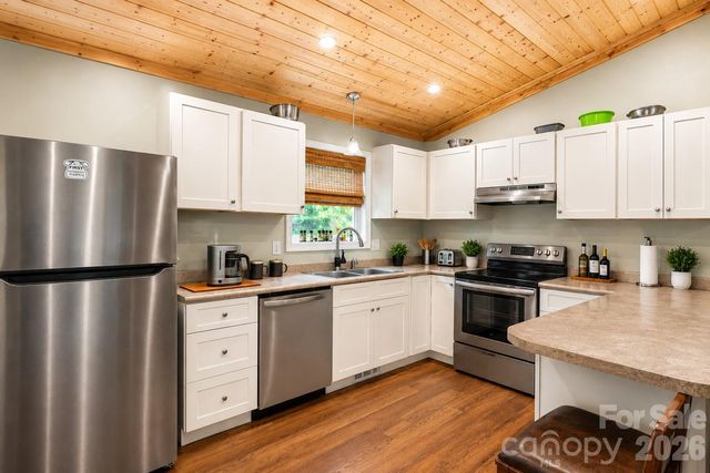 24 Old Rogers Lane, Sylva, NC 28779