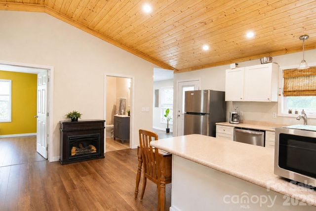 24 Old Rogers Lane, Sylva, NC 28779