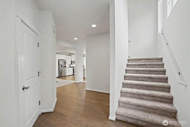 27432 12th Place S, Des Moines, WA 98198