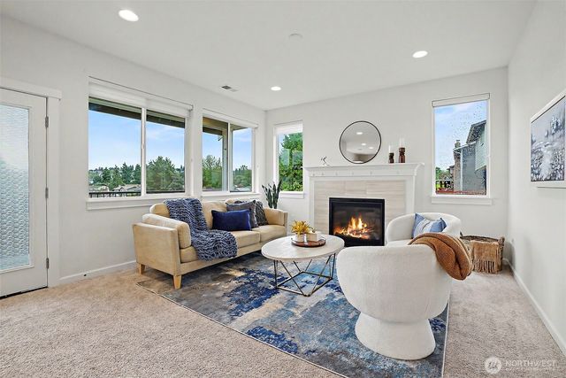 27432 12th Place S, Des Moines, WA 98198