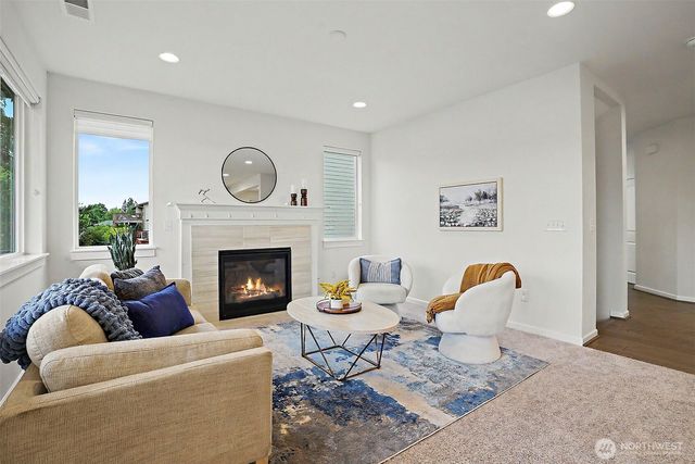 27432 12th Place S, Des Moines, WA 98198