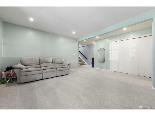 19355 E Greenwood Pl, Aurora, CO 80013