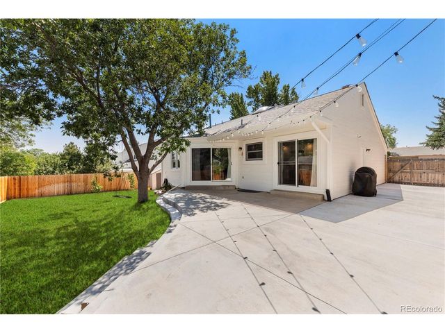 19355 E Greenwood Pl, Aurora, CO 80013