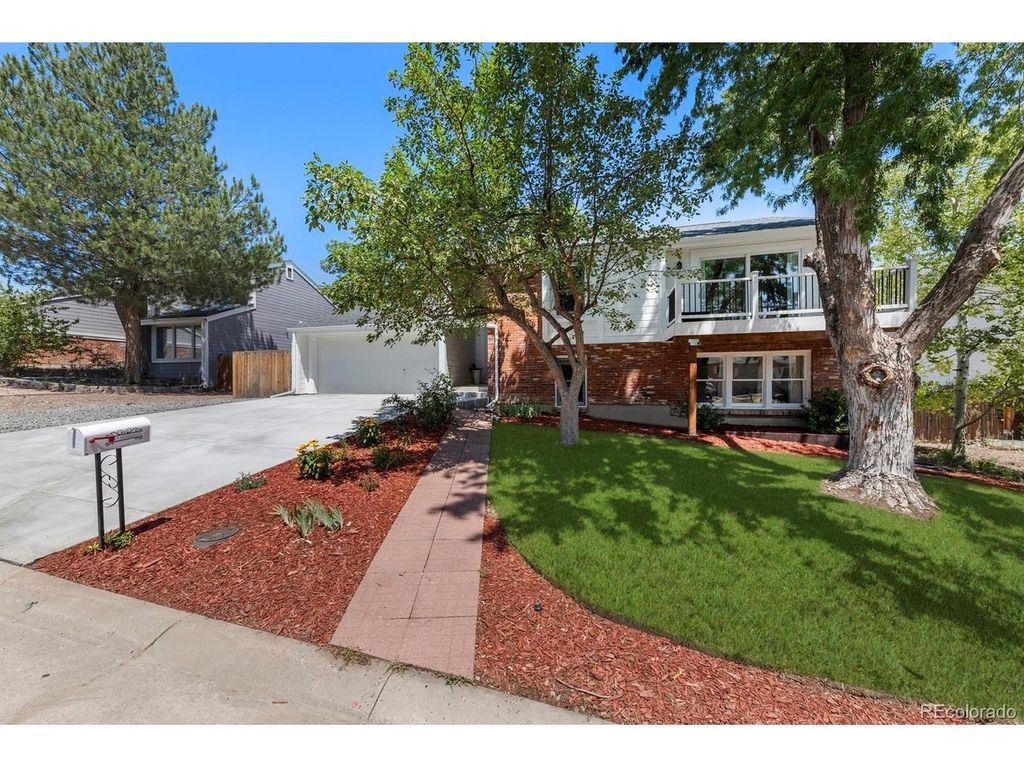 19355 E Greenwood Pl, Aurora, CO 80013