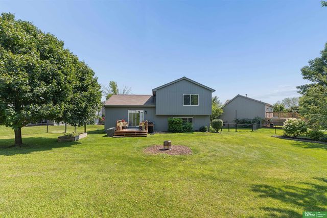 20919 Maple Circle, Gretna, NE 68028