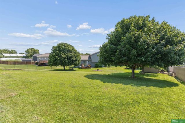 20919 Maple Circle, Gretna, NE 68028