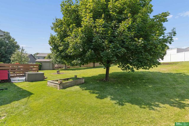 20919 Maple Circle, Gretna, NE 68028