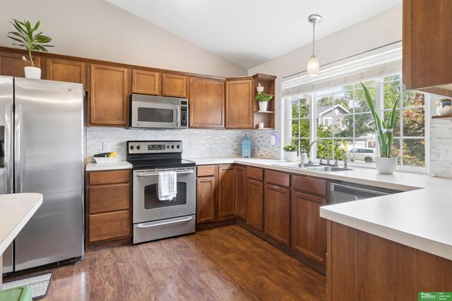 20919 Maple Circle, Gretna, NE 68028
