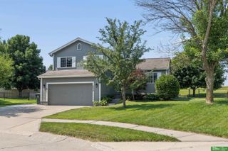 20919 Maple Circle, Gretna, NE 68028