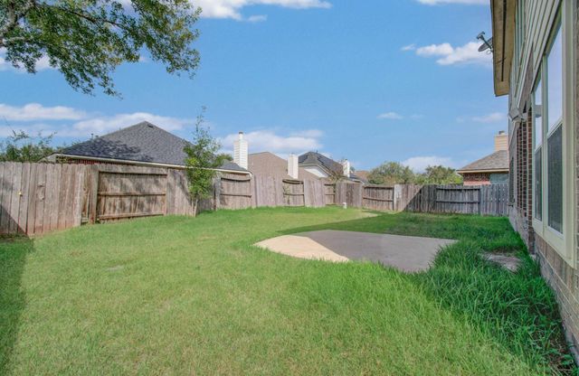 2922 Laurel Brook Lane, Pearland, TX 77584