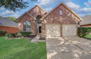 2922 Laurel Brook Lane, Pearland, TX 77584