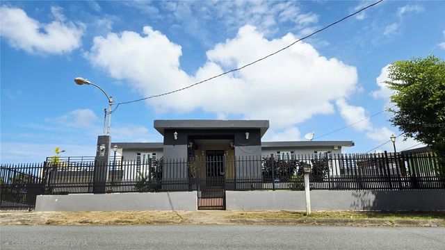 30 SAN AGUSTIN, San Juan, PR 00926