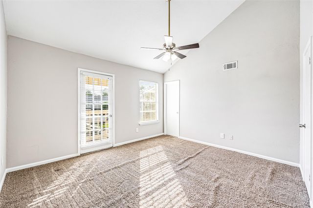 11710 Southlake Drive 31, Houston, TX 77077