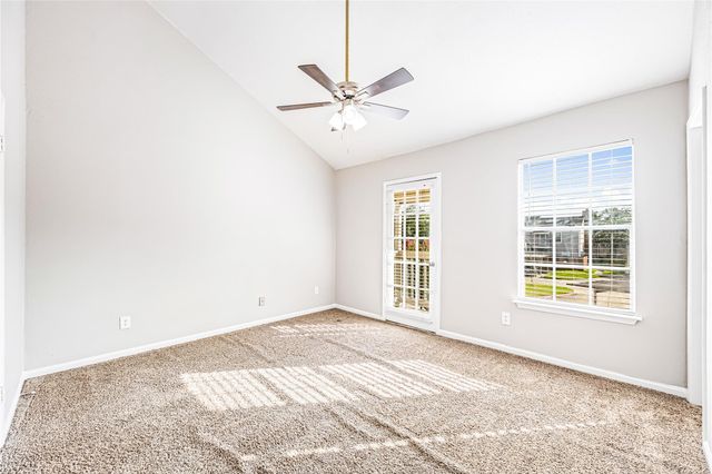 11710 Southlake Drive 31, Houston, TX 77077