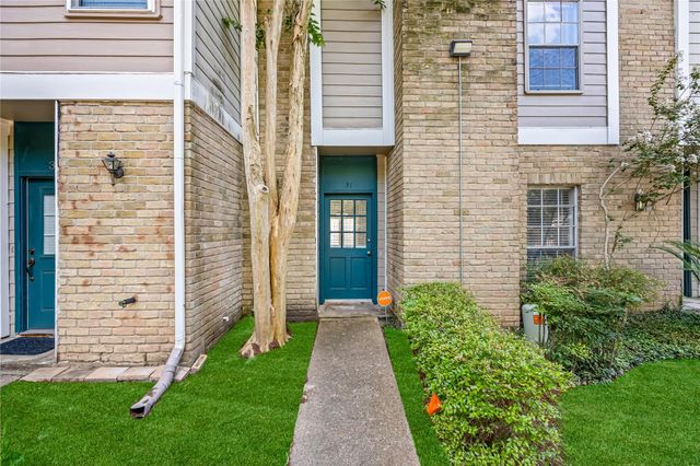 11710 Southlake Drive 31, Houston, TX 77077