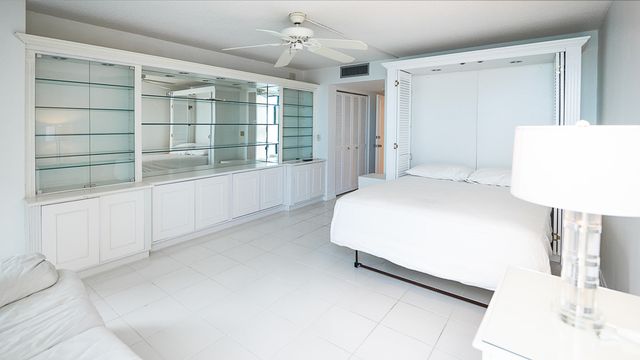 5540 N Ocean Drive 7b, Singer Island, FL 33404