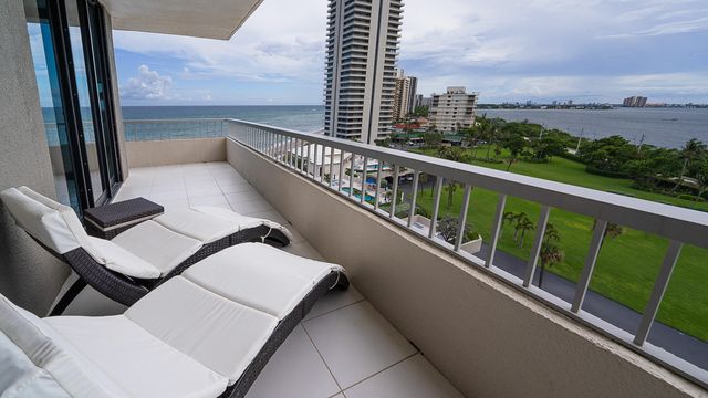 5540 N Ocean Drive 7b, Singer Island, FL 33404