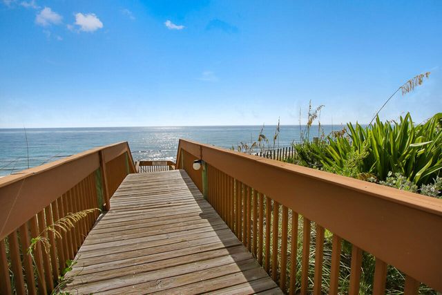 5540 N Ocean Drive 7b, Singer Island, FL 33404