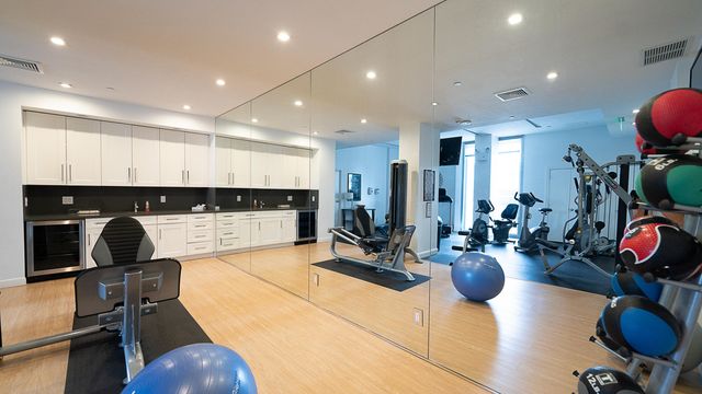 5540 N Ocean Drive 7b, Singer Island, FL 33404