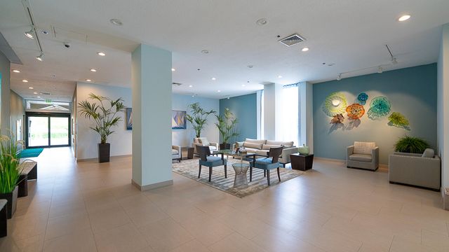 5540 N Ocean Drive 7b, Singer Island, FL 33404