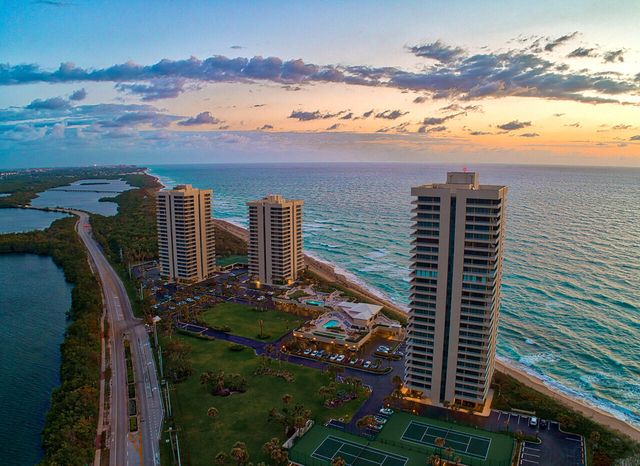 5540 N Ocean Drive 7b, Singer Island, FL 33404