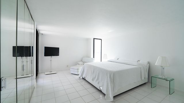 5540 N Ocean Drive 7b, Singer Island, FL 33404