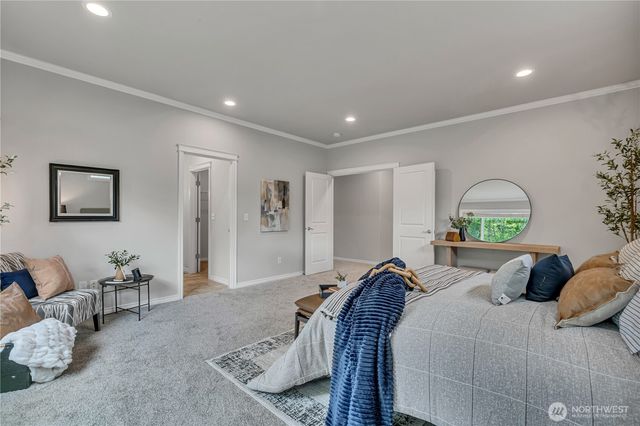 19220 5th Street E, Lake Tapps, WA 98391
