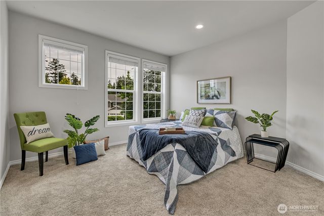 19220 5th Street E, Lake Tapps, WA 98391
