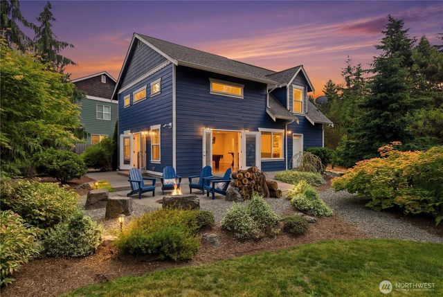 19220 5th Street E, Lake Tapps, WA 98391