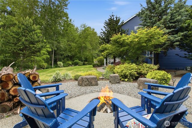 19220 5th Street E, Lake Tapps, WA 98391