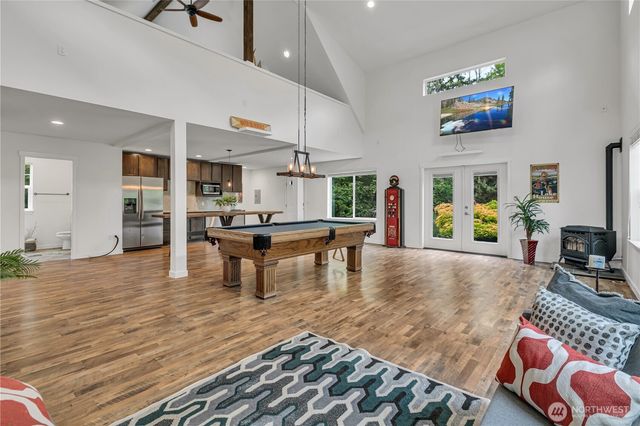 19220 5th Street E, Lake Tapps, WA 98391