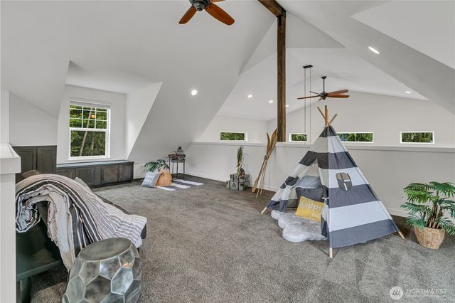 19220 5th Street E, Lake Tapps, WA 98391