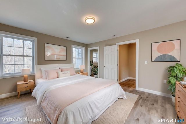 205 Winding Hollow Road, Groton, CT 06340