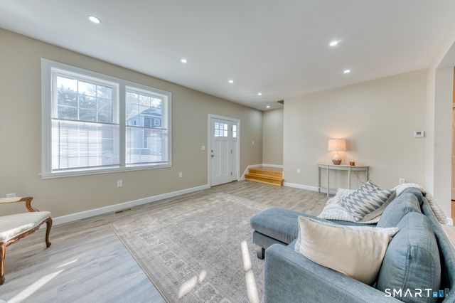 205 Winding Hollow Road, Groton, CT 06340