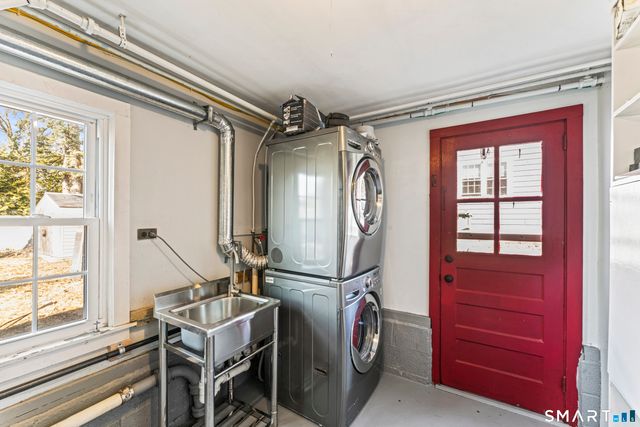 167 Hollow Tree Ridge Road, Darien, CT 06820