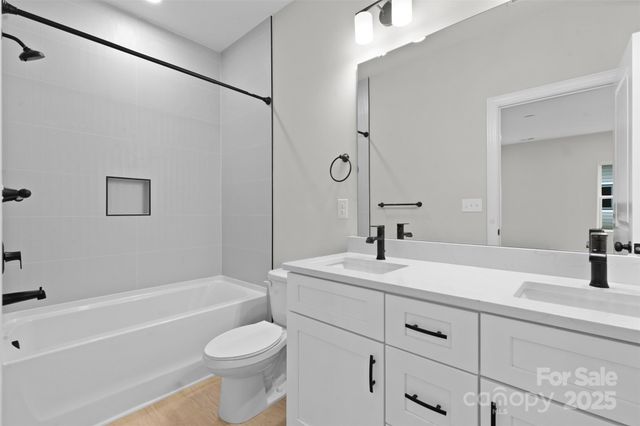 7801 Casa Loma Road, Charlotte, NC 28269