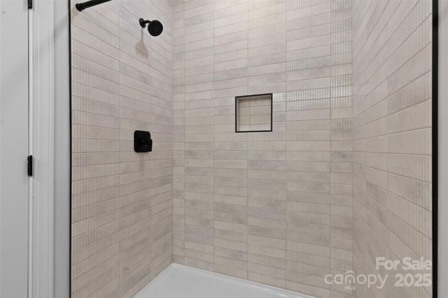 7801 Casa Loma Road, Charlotte, NC 28269