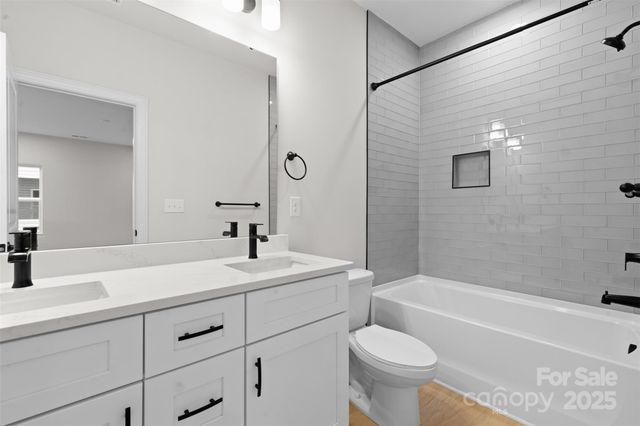 7801 Casa Loma Road, Charlotte, NC 28269