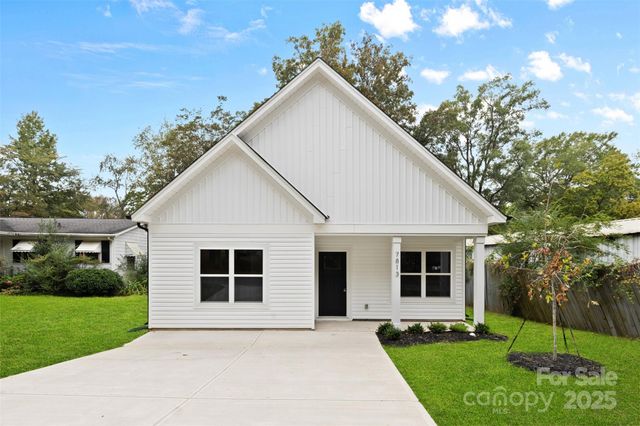 7801 Casa Loma Road, Charlotte, NC 28269