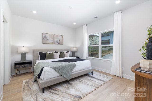 7801 Casa Loma Road, Charlotte, NC 28269